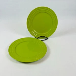 Rachael Ray Double Ridge Dinner Plates 2‑Pc 10.5″ Bright Green Stoneware - Picture 1 of 8