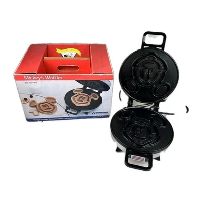 Vitantonio Mickey's Waffler 950-NS Disney Mickey Mouse Kitchen Appliances TESTED - Image 1 of 4