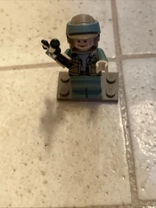LEGO Star Wars Rebel Commando From Ewok Village, With Blaster - Picture 1 of 2