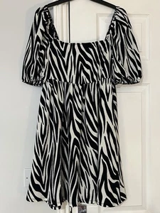 Black & White Animal Print Summer Dress - Size 6/8 - Picture 1 of 4
