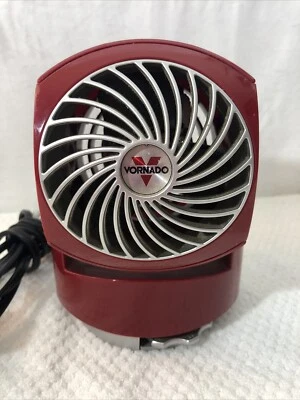 Ventilador de Escritorio Personal Vornado Circulador de Aire Rojo Funciona 2 Velocidades Modelo V6 Flippi Foto 1 de 4
