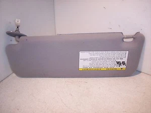 2007 TOYOTA PRIUS PASSENGER SIDE SUN VISOR GRAY - Picture 1 of 3