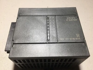 Siemens 6ES7221-1EF00-0XA0 Digital Input Module - Foto 1 di 3