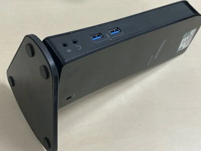 Toshiba Dynadock Universal Usb3 Docking Station( Pa3927e-1prp) with Stand/no Psu - image 1 of 4