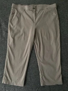 Chico’s Khaki Capri Pants Size 3 (US XL 16) Zipper Brown Stretch Waistband - Picture 1 of 7