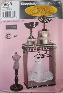 Simplicity 9593 COUTURIER 15,5" bambola espositore accessori modello moda NON TAGLIATA - Foto 1 di 7