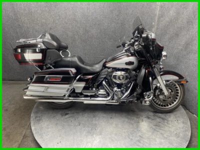 2010 Harley-Davidson FLHTCUI  - Image 1 of 4