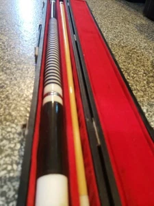 Billiard Pool Cue Stick 2 Piece With Black Case Navy Blue & White String Work EC - Picture 1 of 10