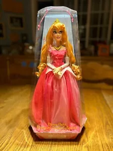 Bambola Aurora Bella Addormentata 6000 Parchi Disney Collezione Castello Diamante INUTILIZZATA - Foto 1 di 24