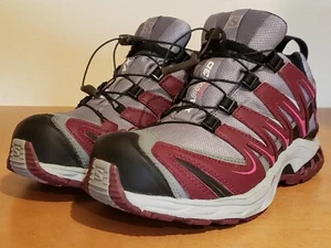 SALOMON Women's XA Pro 3D Chassis Trail Running Shoe (7) Gray/Wine Tasting/Black - Picture 1 of 7