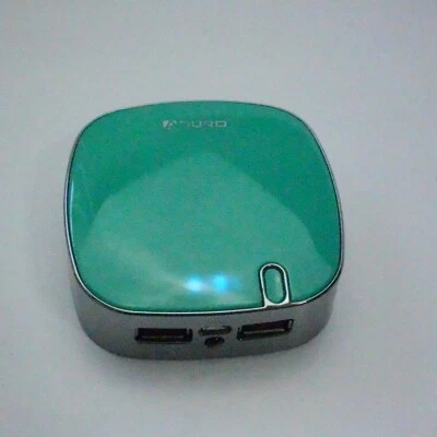 Aduro Portable Power Bank 2 USB Ports Flashlight 5200MAH Capacity Turquoise New - Image 1 of 3