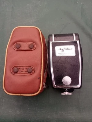 Flash de cámara de rebote Agfa Agfalux con estuche Foto 1 de 4
