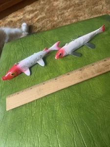 2 Vtg. Ice King Fish Spearing Decoy - Bear Creek Bait Co.- Red White Musky Chub - Picture 1 of 12