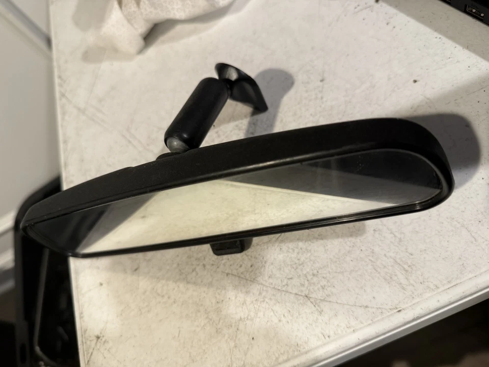 Espejo retrovisor interior Subaru Forester 2001-2002 OEM E8011681 Foto 1 de 4