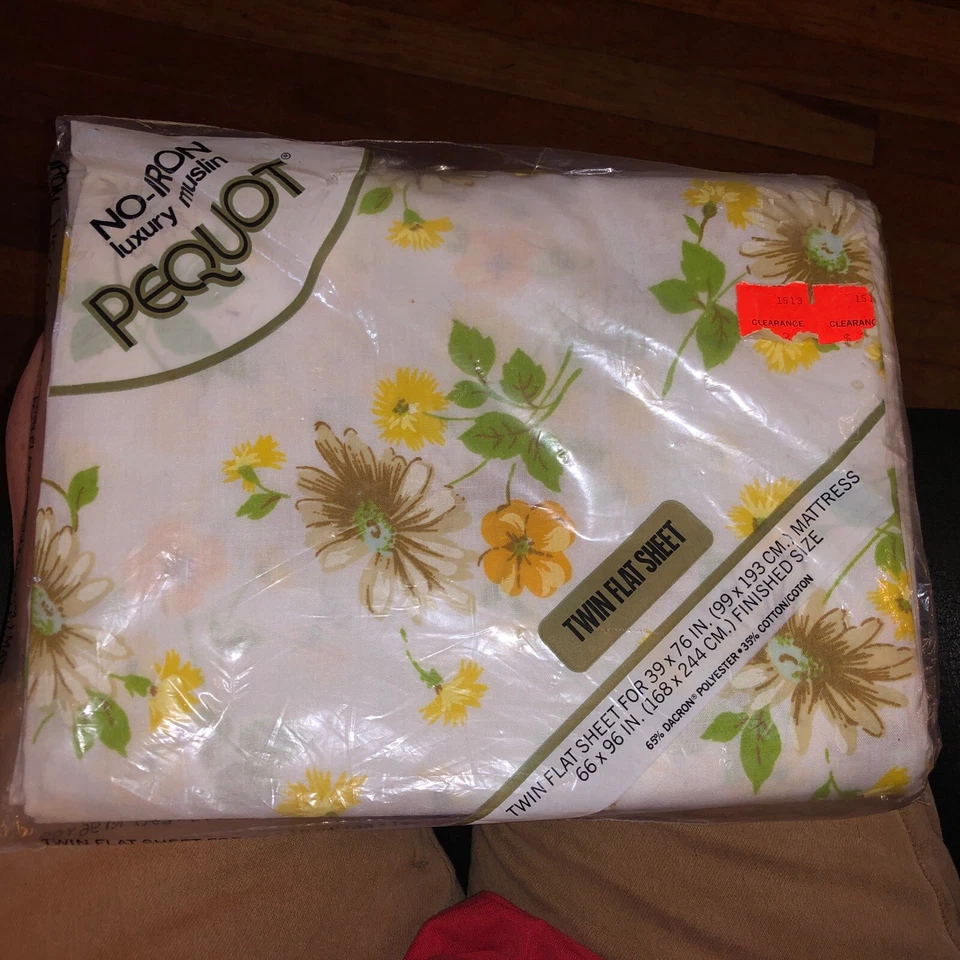 NIP Springs Yellow Floral TWIN Flat Sheet No Iron Cotton Poly Made In USA PEQUOT - Image 1 of 1