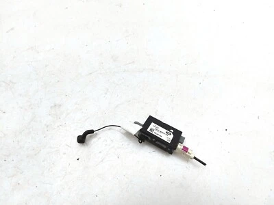JAGUAR XF X250 AERIAL ANTENNA AMPLIFIER MODULE CX23-18C847-BA 2012 - Image 1 of 4