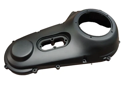 BLACK OUTER PRIMARY COVER FITS HARLEY SOFTAIL 1999-06 & DYNA 1999-05 60543-99 - Изображение 1 из 2