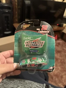 BOBBY LABONTE #18 INTERSTATE BATTERIES 1:64 GREEN CAR SIGNED HOOD WINNERS CIRCLE - Picture 1 of 2