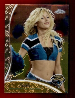 2009 Topps Chrome Cheerleaders #TCC8 Amanda. - Image 1 of 2