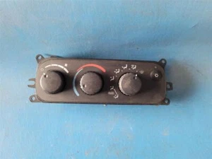 02 DODGE RAM 1500 PICKUP TEMPERATURE CONTROL ID#(P55056247AD)149175 - Picture 1 of 4