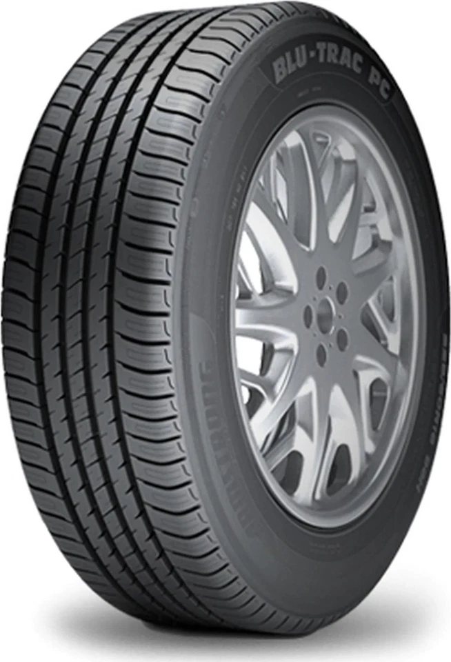 Armstrong Ski-Trac PC 175/70R14 Tire