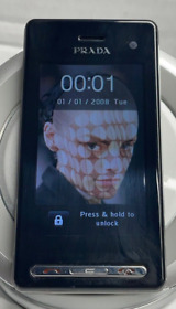 LG Prada II KF900 Cell Phone with 1gb Memory Card IMEI: 357850020336407