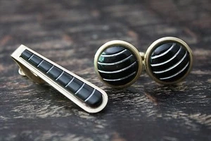 Vintage Estate Gold Tone Black Lucite Center Stone Cufflinks Tie Bar SET GUC - Picture 1 of 8
