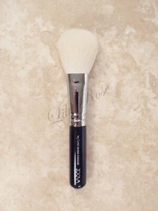 ZOEVA 90, Luxe Grand Powder, Natural Goat Hair & Synthetic Blend, New, Disc. - Picture 1 of 4