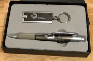 Rare Vintage Raytheon Hawk XXI Missile System Manager Issued Keychain Light Pen - Bild 1 von 3