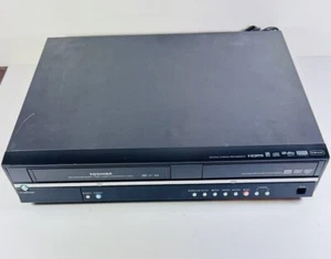 Toshiba D-VR600KU HDMI DVD VCR Combo Player Recorder No Remote Tested - Picture 1 of 8