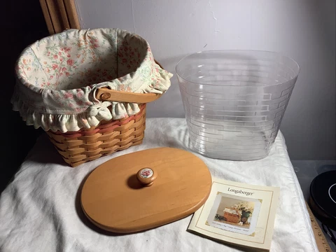 Vintage Longaberger 2001 Vintage Blossoms Mothers Day Basket COA Cover
