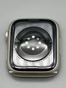 Apple Watch Series 7 45mm;Starlight Aluminium Case-Starlight Armband;ModelA2474 - Afbeelding 1 van 6