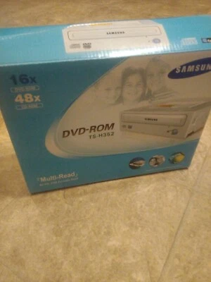 New in unsealed box w/ manuals Samsung TS-H352/WBEH CD-ROM Drive - Image 1 of 4