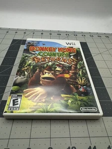 Nintendo Donkey Kong Country Returns (Nintendo Wii) W/ Manual - CIB - Picture 1 of 5