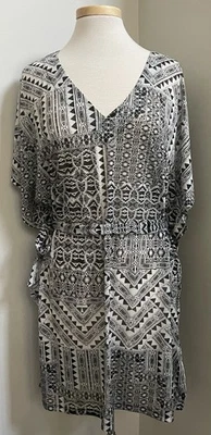 Vestido grande de natación/ropa de salón para damas H&M negro/blanco/gris Foto 1 de 4