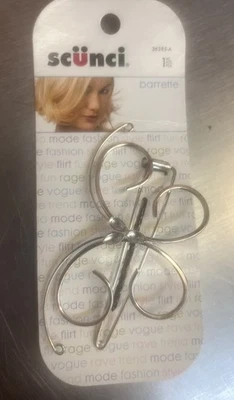 Scunci barrette Butterfly 1- Piece .*NEW* - Image 1 of 2
