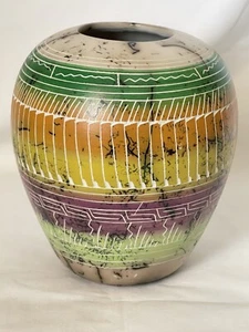 Native American Navajo Art Pottery Rainbow Vase Etched Horsehair Signed EUC - Picture 1 of 9