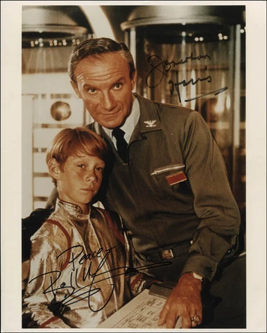 LOST IN SPACE TV CAST - PHOTOGRAPH SIGNED WITH CO-SIGNERS Cover