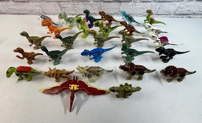 Huge Lot Of 28 Jurassic World Dinosaurs Building Blocks Construction Set *MINT* - Image 1 of 4