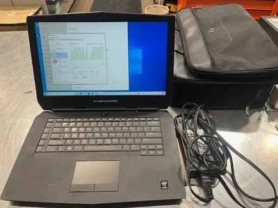 Alienware 15 P42F 15.6" i7-4710HQ 2.5GHz 8GB RAM 1TB GeForce GTX 970M - Image 1 of 4