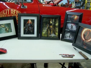 5 Vintage Lora Croft Posters  Tomb Raider wooden Fram - Picture 1 of 6