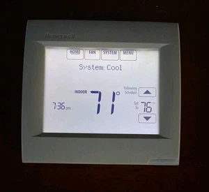 Honeywell Home Digital Programmable Touchscreen Thermostat TH8320R1003 - Picture 1 of 4