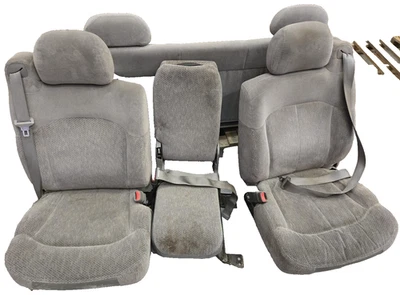 1999 Chevrolet Silverado 1500 Complete Seat Set; 40/20/40 Pwr/ExtCab/Cloth Bench - Image 1 of 4