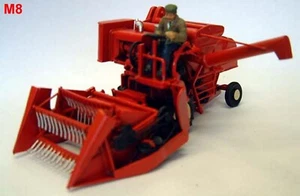 Kit de modelos Langley a escala o sin pintar cosechadora Massey Ferguson M8 - Imagen 1 de 1