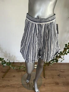 Native Youth Shorts Size 8-10 Blue White Stripe Linen Cotton Mix Short New LG26 - Picture 1 of 8