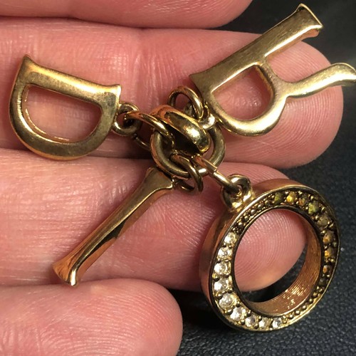 3108 Christian Dior ciondolo vintage con logo tono oro