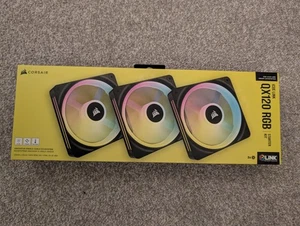 Corsair iCUE LINK QX120 RGB 120mm Fans – with Controller & Cables –black - Picture 1 of 1