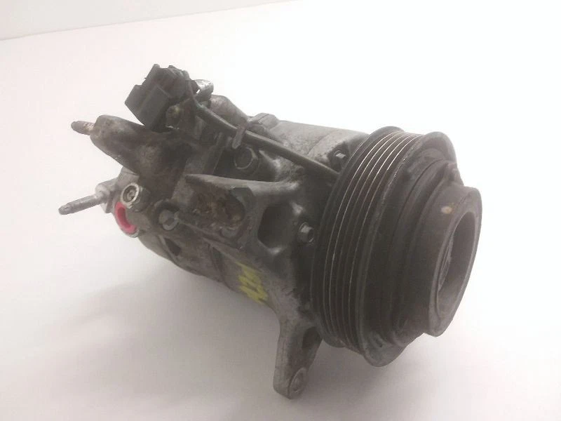 2006-2011 Cadillac DTS AC Compressor Without Hot Climate Provisions - Image 1 of 4