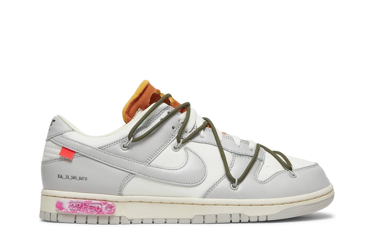 Nike Off-White x Dunk Low Lot 22 of 50 for Sale Nike Off-White x Dunk Low Lot 22 of 50 for Sale