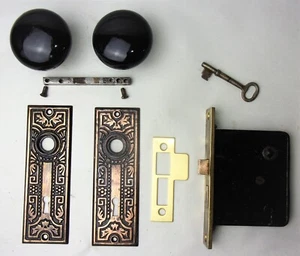 Antique Set EASTLAKE Backplates Black Porcelain Door Knobs Mortise Lock w/ Key - Picture 1 of 9